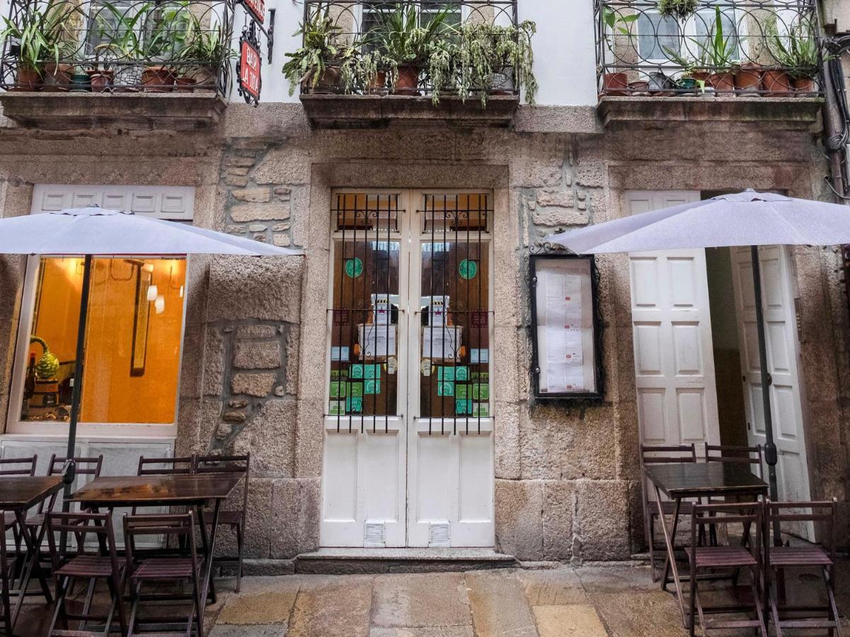 Oyo Hospedaje La Tita Santiago de Compostela Exterior photo
